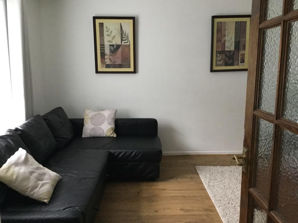 Вилла 4 Bed House Next To Basildon Town Centre Экстерьер фото